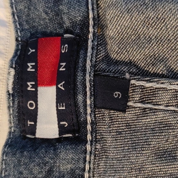 🌻Tommy Hilfiger Vintage Buckle Back Jean Shorts - Picture 9 of 10